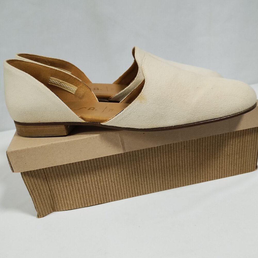 VTG UNISA Tan Beige Canvas Leather Sole Flat Slip On 10 B